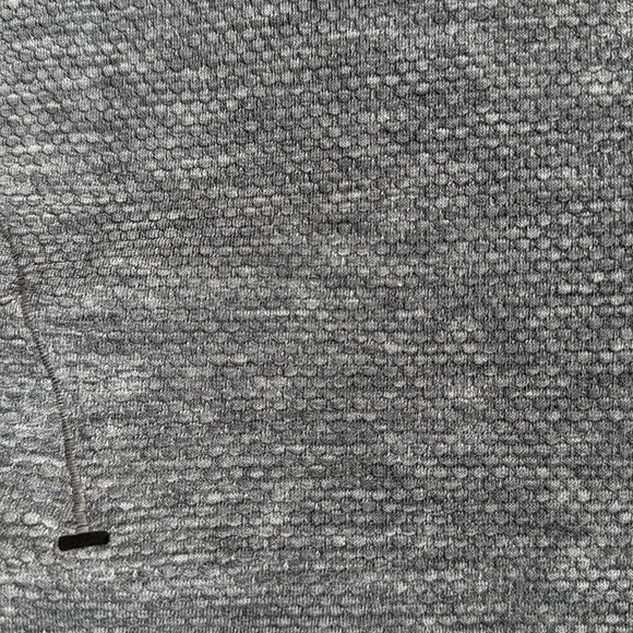 Lululemon gray textured tank top - Picture 9 of 9